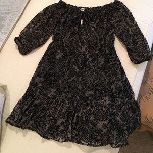 NWT!! BB Dakota Off the Shoulder Dress